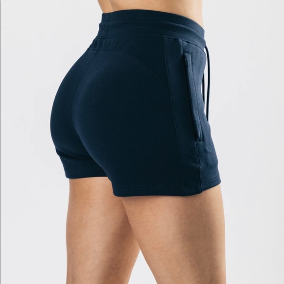 ISO medium size alphalete core shorts - Picture 2 of 3